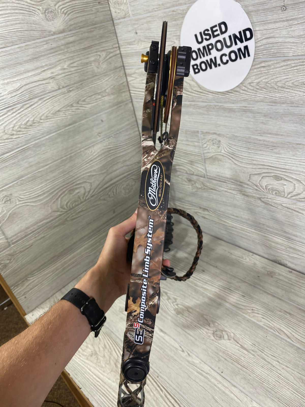 Used Mathews Z9 Right Handed 60-70lb 32" Bow Pkg