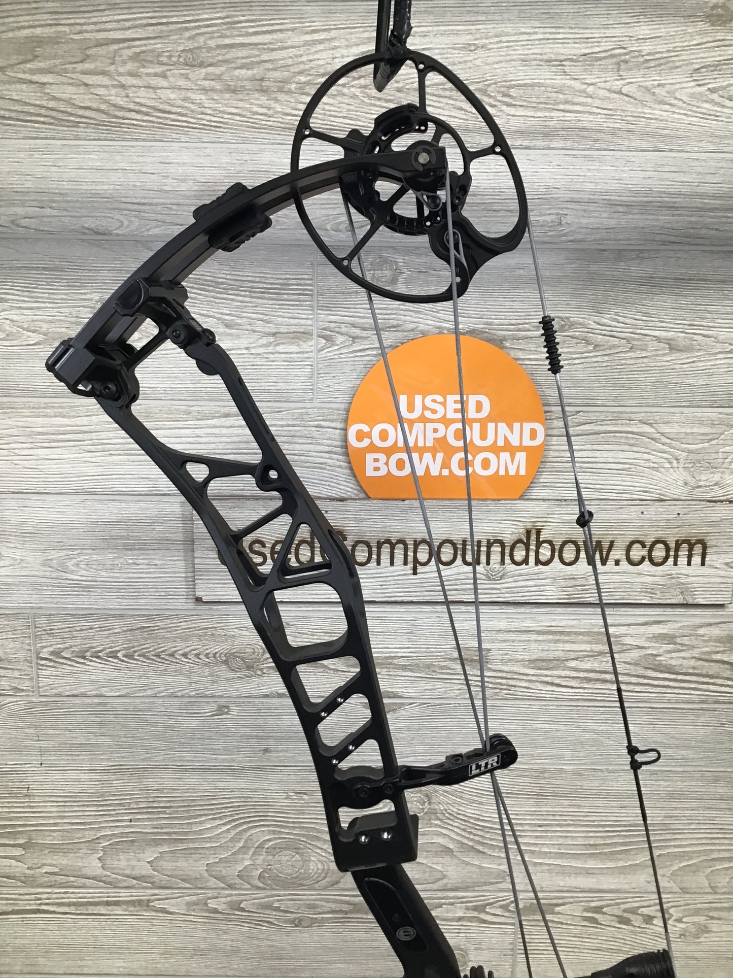 Elite Ethos Black Left Handed 60-70#