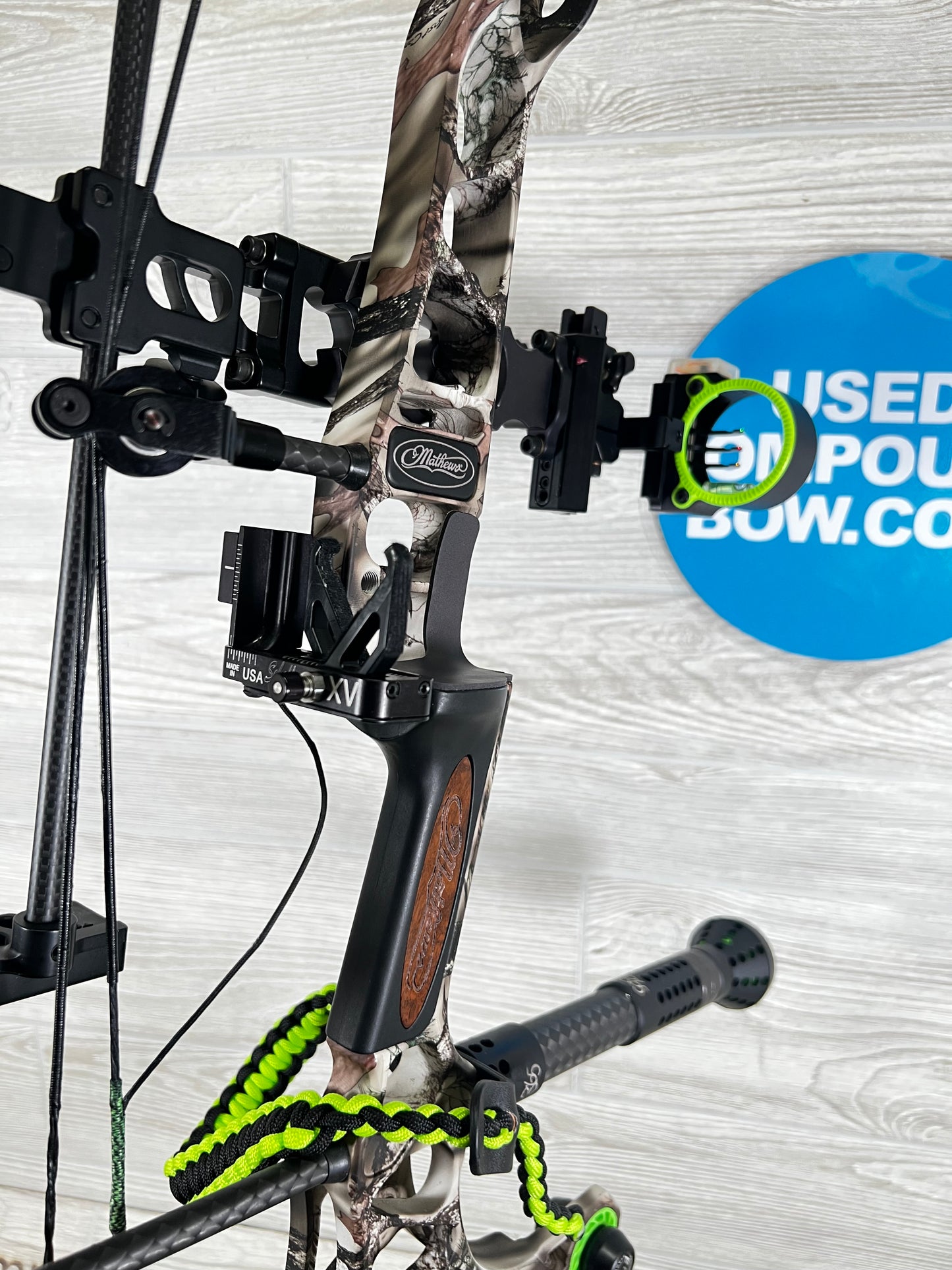 Mathews Triax 70lb Lost XD camo Left Hand Bow Package