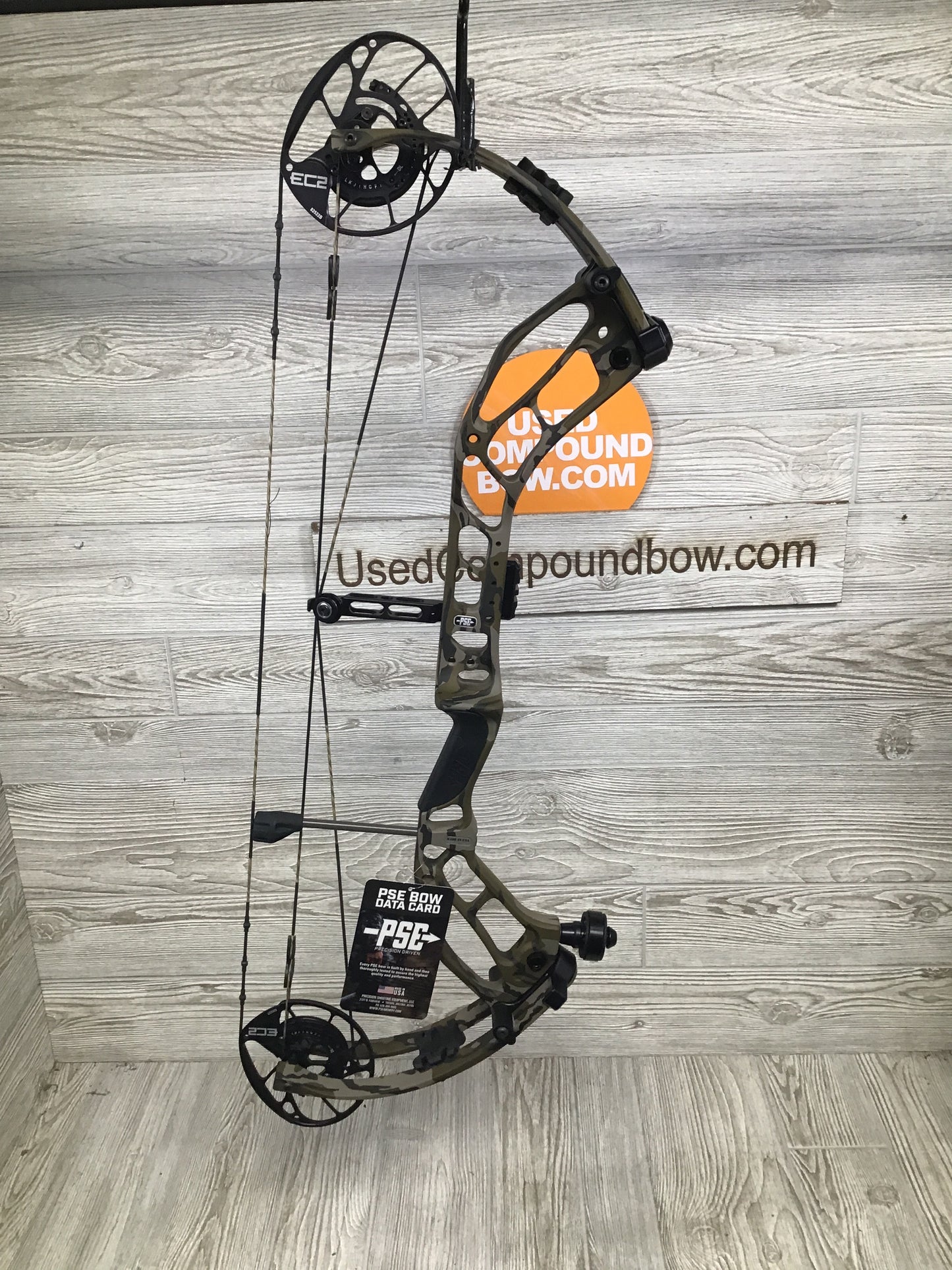 NEW IN BOX W/WARRANTY PSE EVOLVE 30 - Mossy Oak Bottomland - 70 - LH - EC2