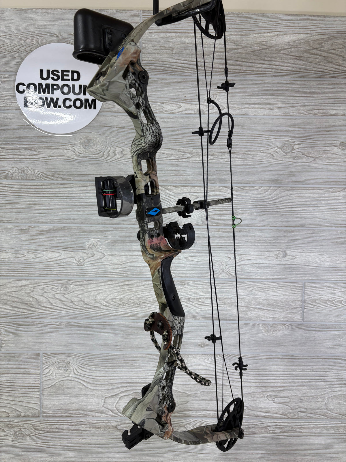 Diamond Razor Edge Bow RH Package