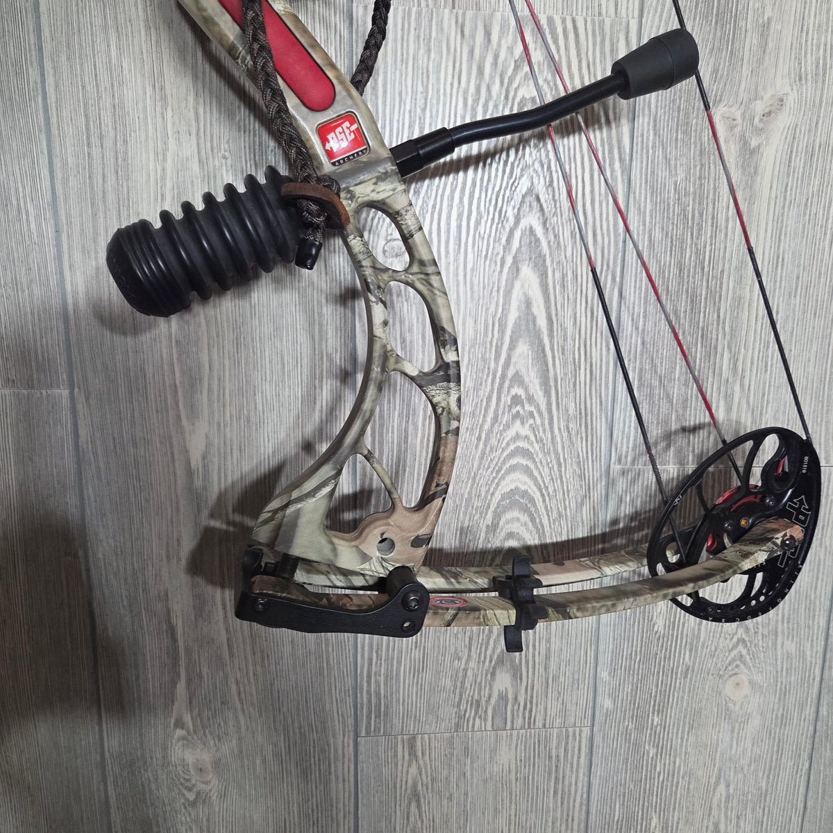 Used PSE Brute X 60-70# package Right Handed