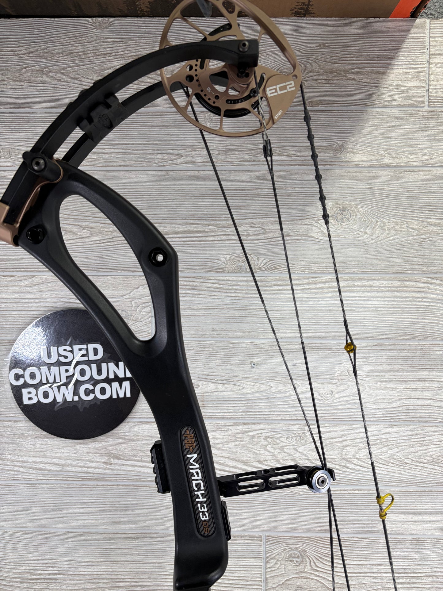 Used PSE Mach 33 DS 25.5-31" 70-80lb Right Hand Black/Bronze with Gas System X Strings