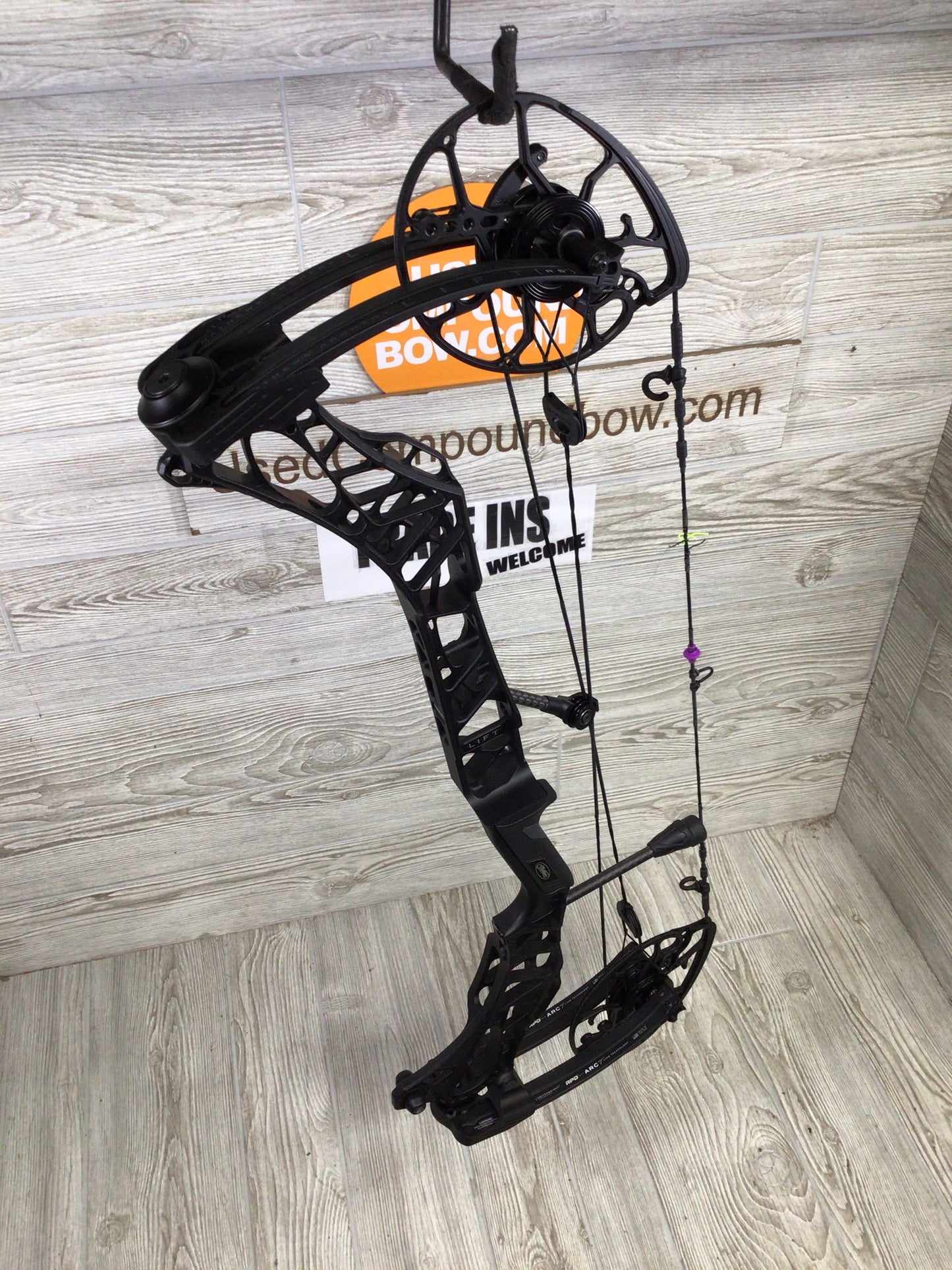 Used Mathews Lift RS RH Black Lightweight Limb
