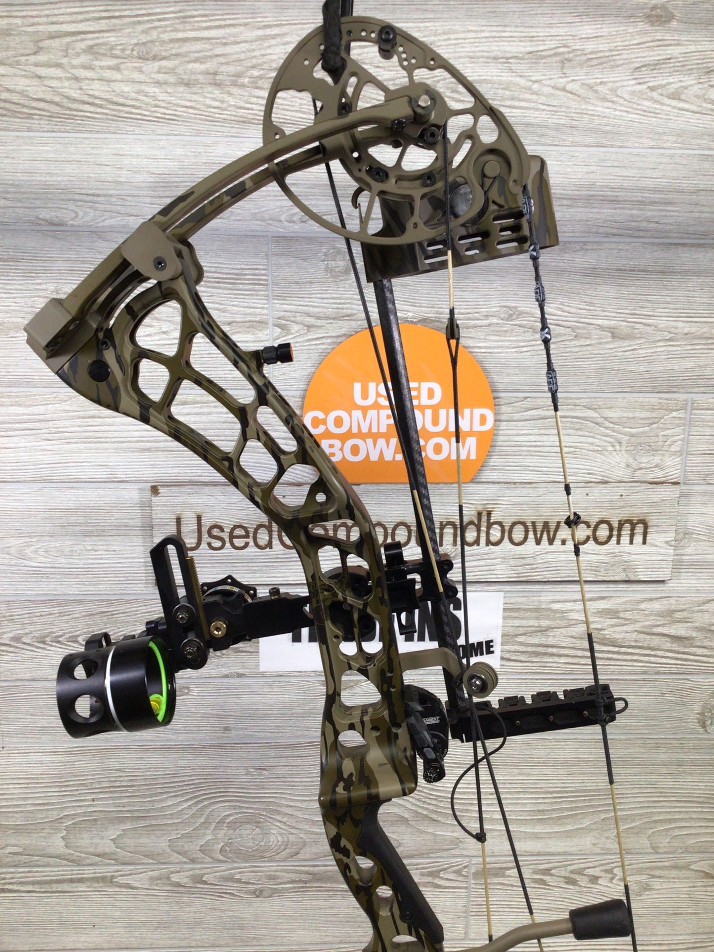 Xpedition Xlite 29 55-65# Mossy Oak Bottomlands Right Handed LOADED