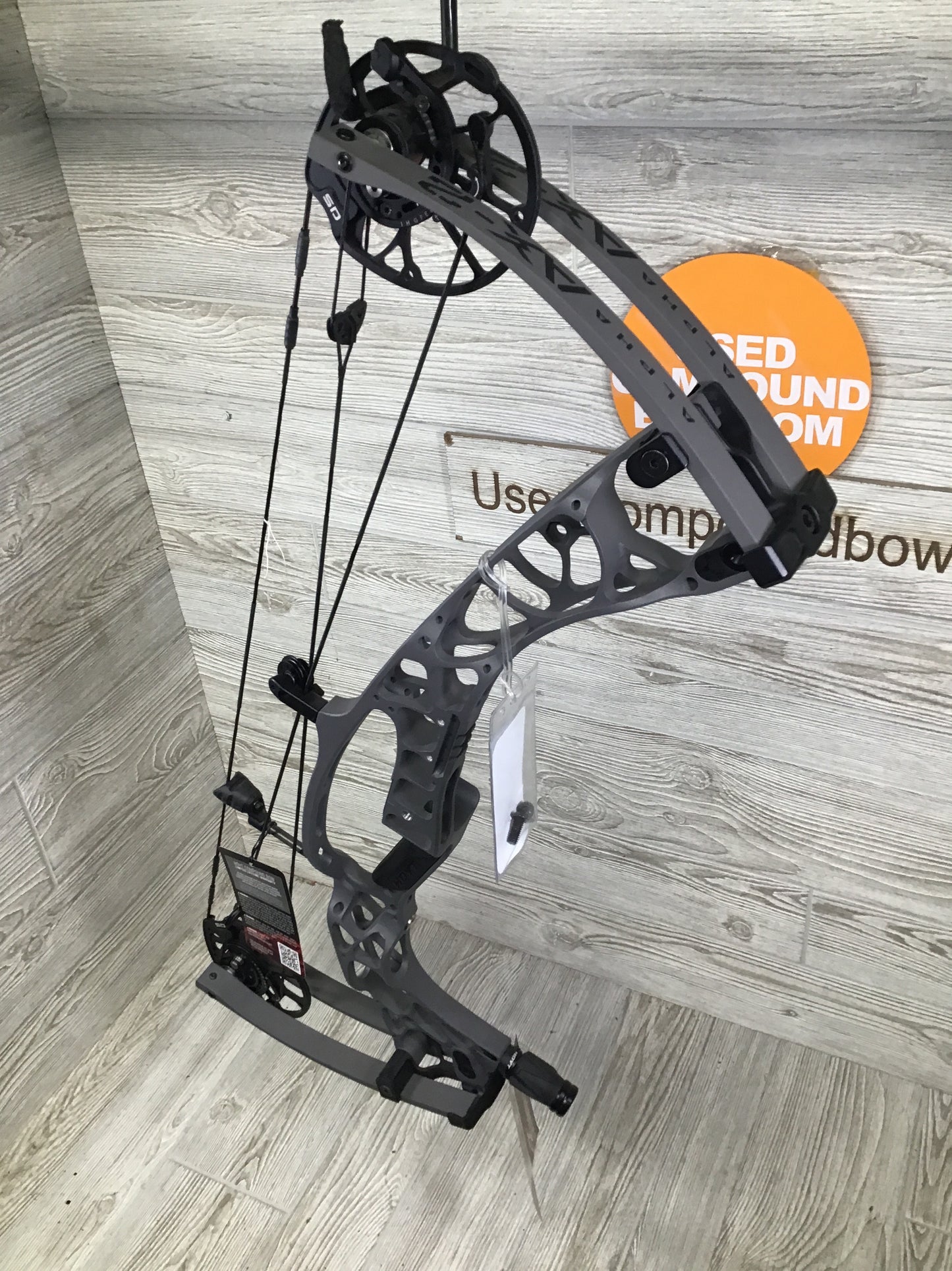 Alpha AX-2 SD Tombstone 40-50# Right Handed 23-27"