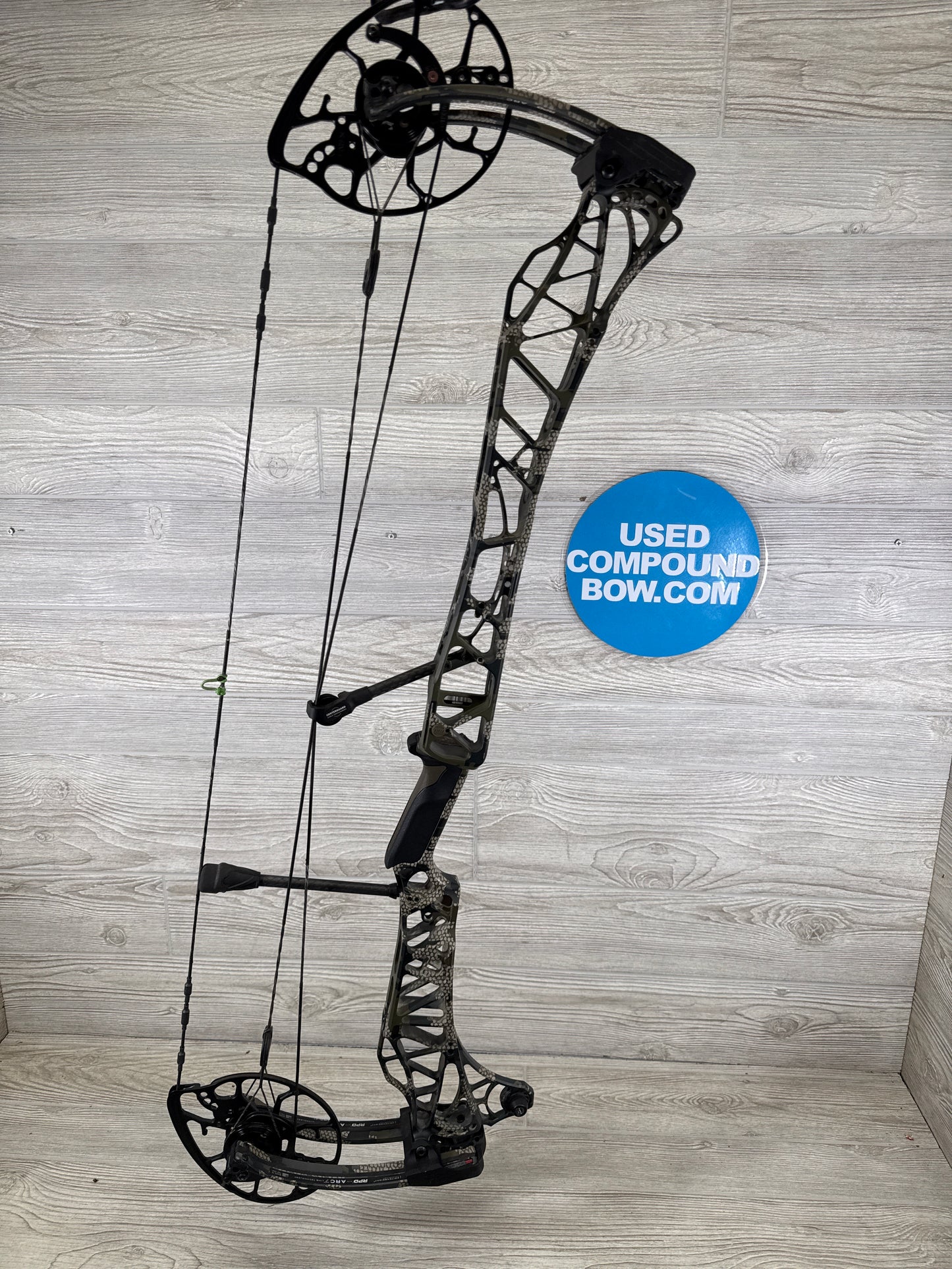 Used Mathews Lift X 33 Right Hand Kuiu Verde