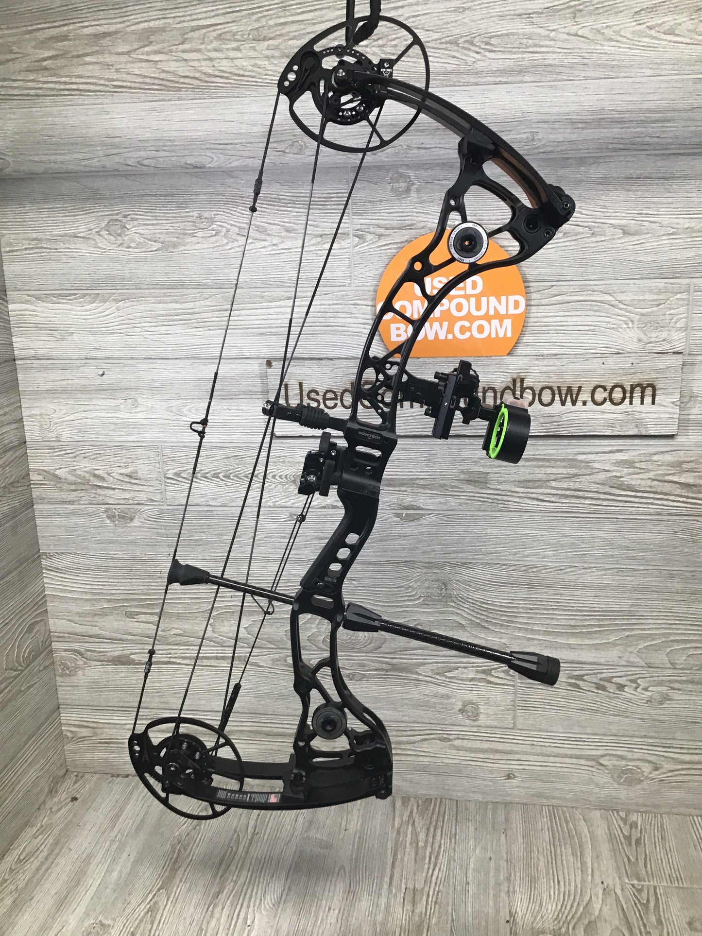 Bowtech EVA SHOCKEY GEN 3 Black Left Hand Package