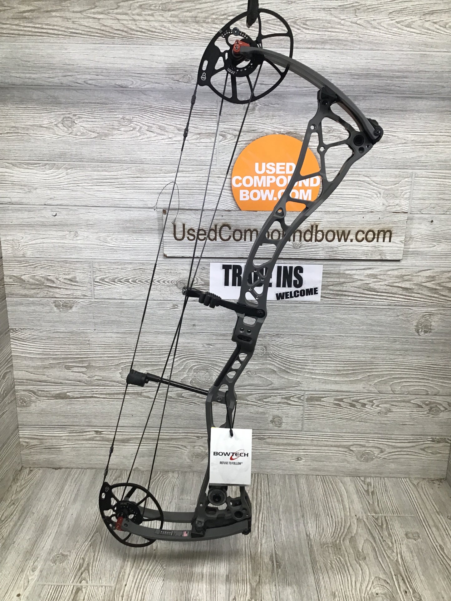 Bowtech SS34 Smoke Right handed 60-70# 29"