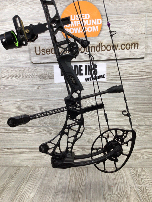 Used Mathews Lift RS RH Black Lightweight Limb Package