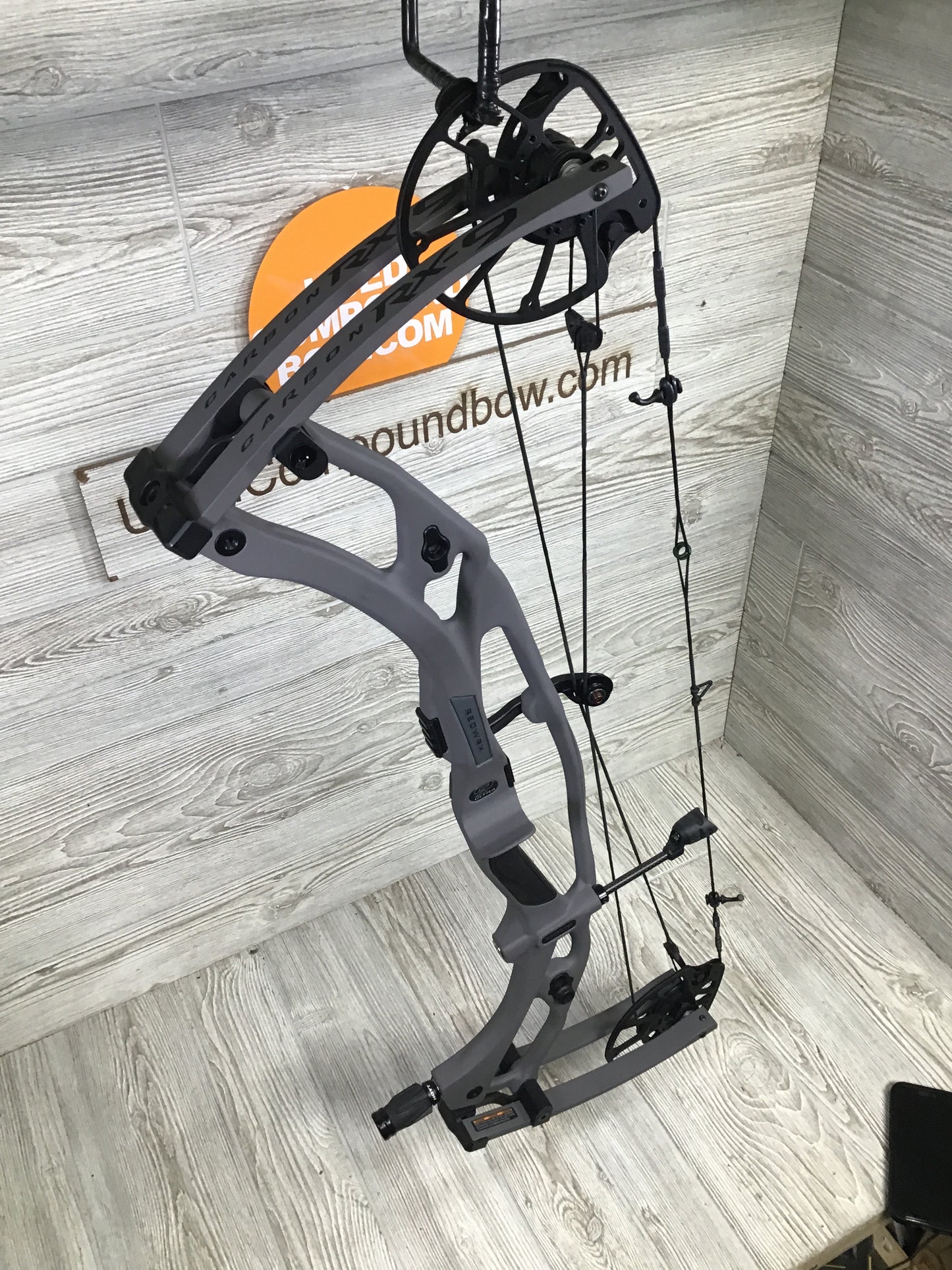 Hoyt RX-9 Ultra Right Handed 60-70# Tombstone 29/70