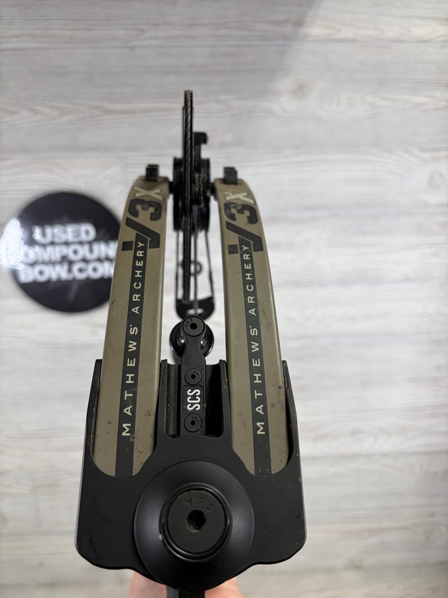 Used Mathews V3X 29 Black Right Handed Pkg