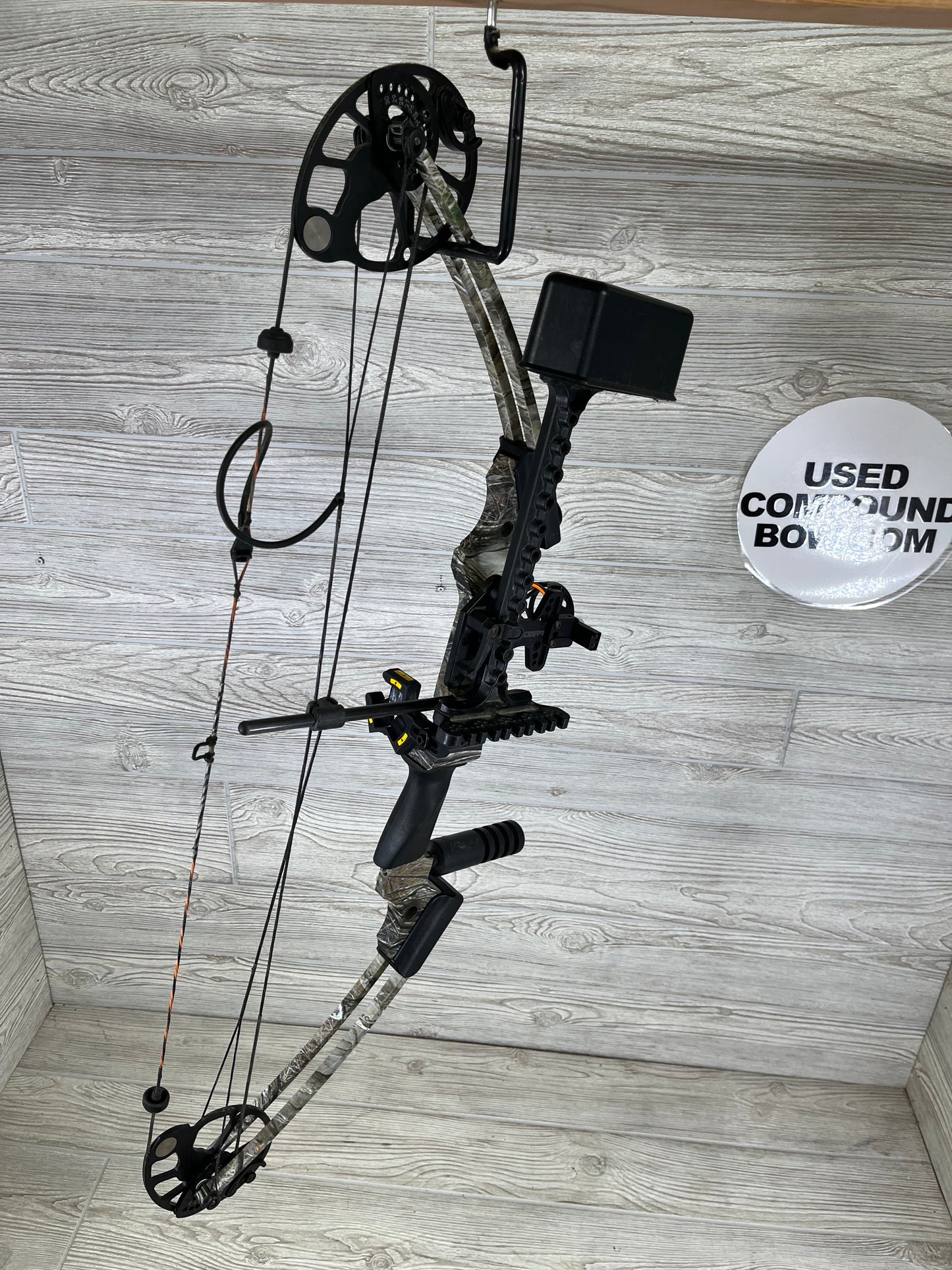 Mission Menace Right Hand Camo Package