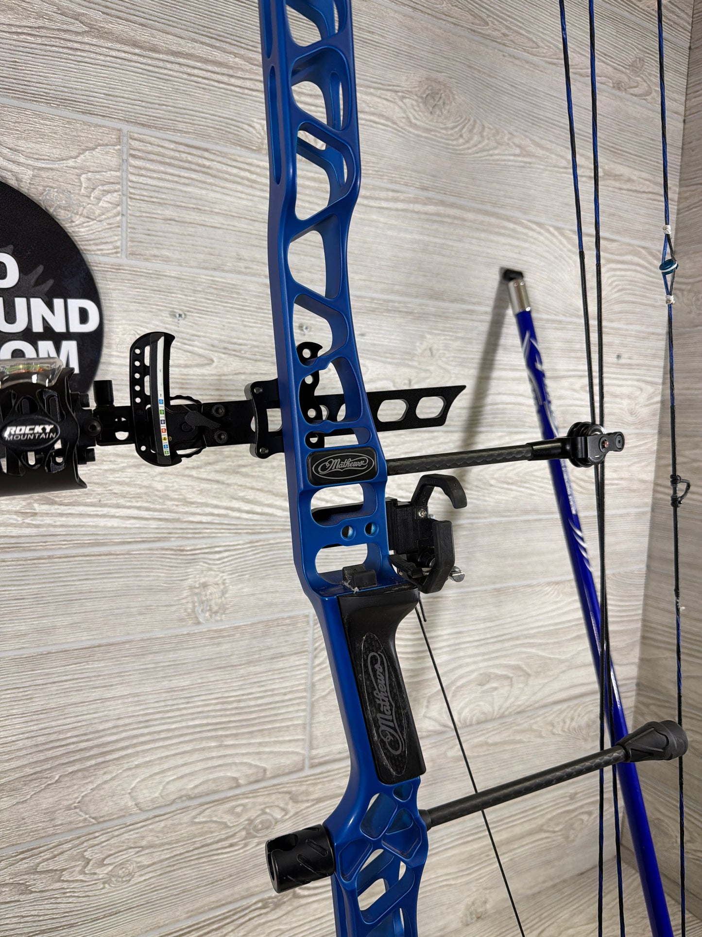 Used Mathews TRX 8 Right Handed Blue Black limbs 50# 28" Bow Package