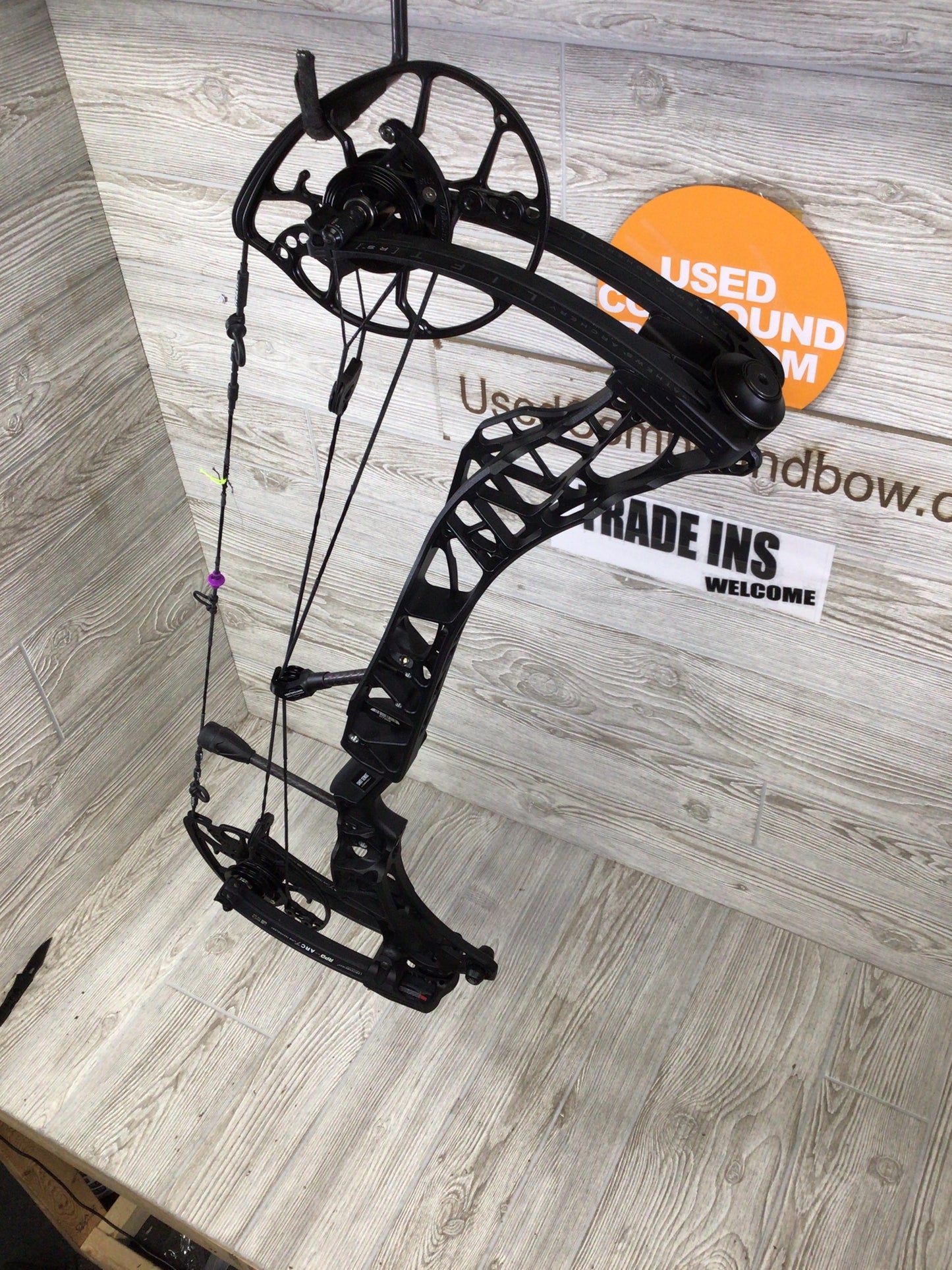Used Mathews Lift RS RH Black Lightweight Limb