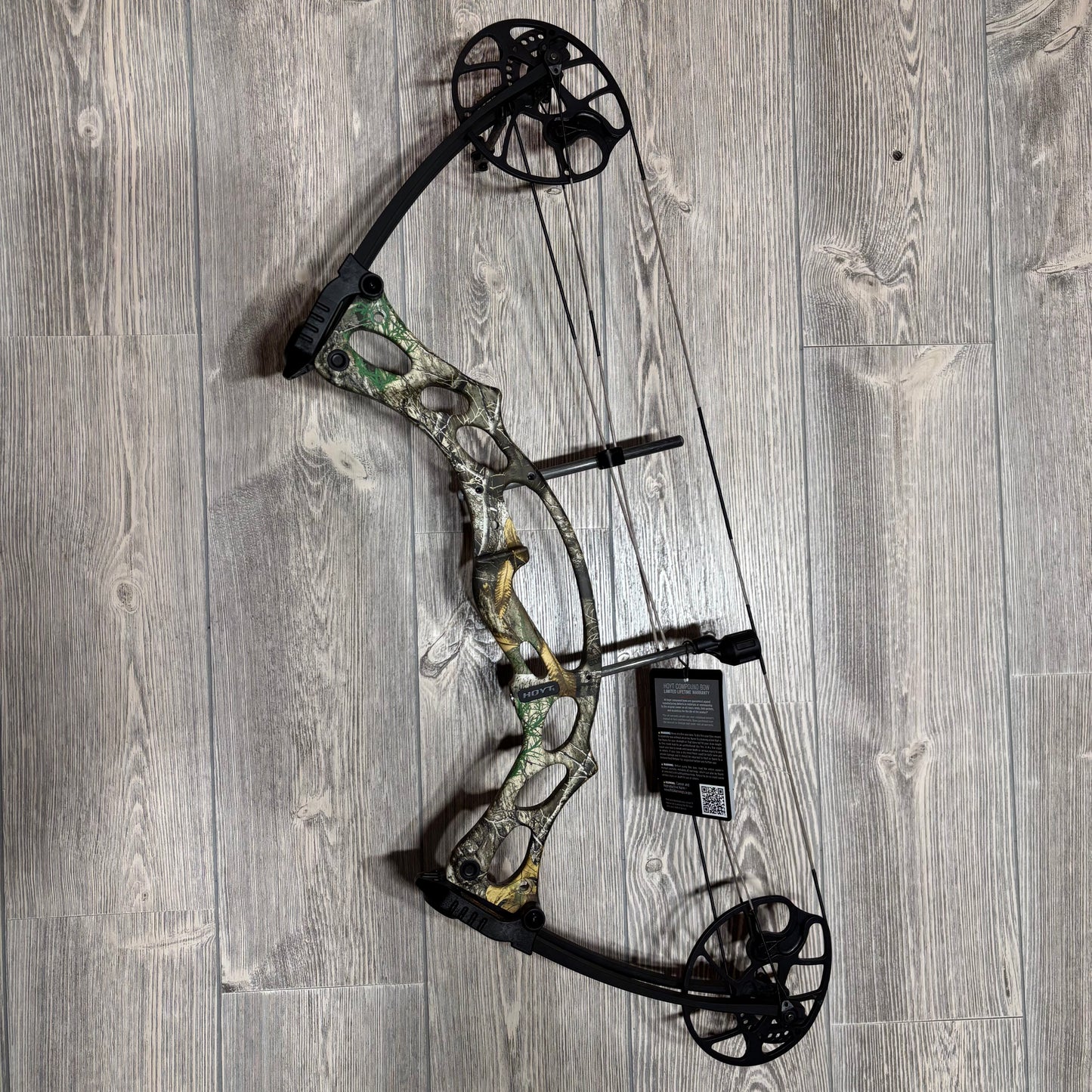 Hoyt Kobalt RH Realtree Bow 45#