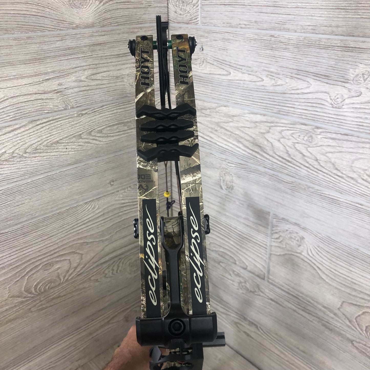 Hoyt Eclipse Left Handed package 27" 40-50#