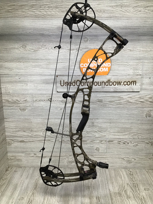Used Hoyt Alpha AX-2 32 Left Handed Mossy Oak Bottomlands 29/70