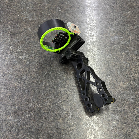 Used Black Gold Widow Maker 5 pin RH sight