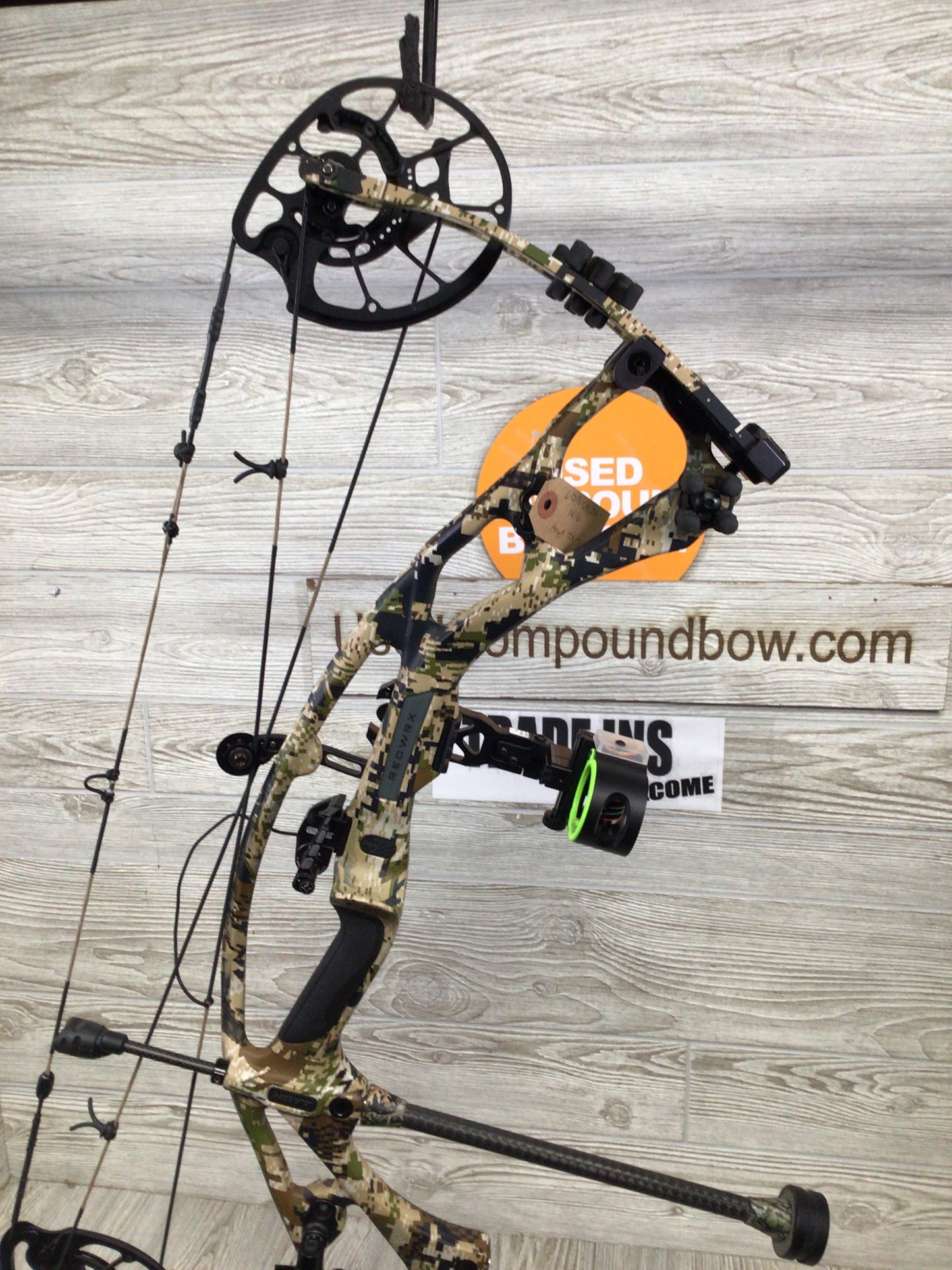 Hoyt RX-7 Left Hand 50-60# 25-30" draw Subalpine Package