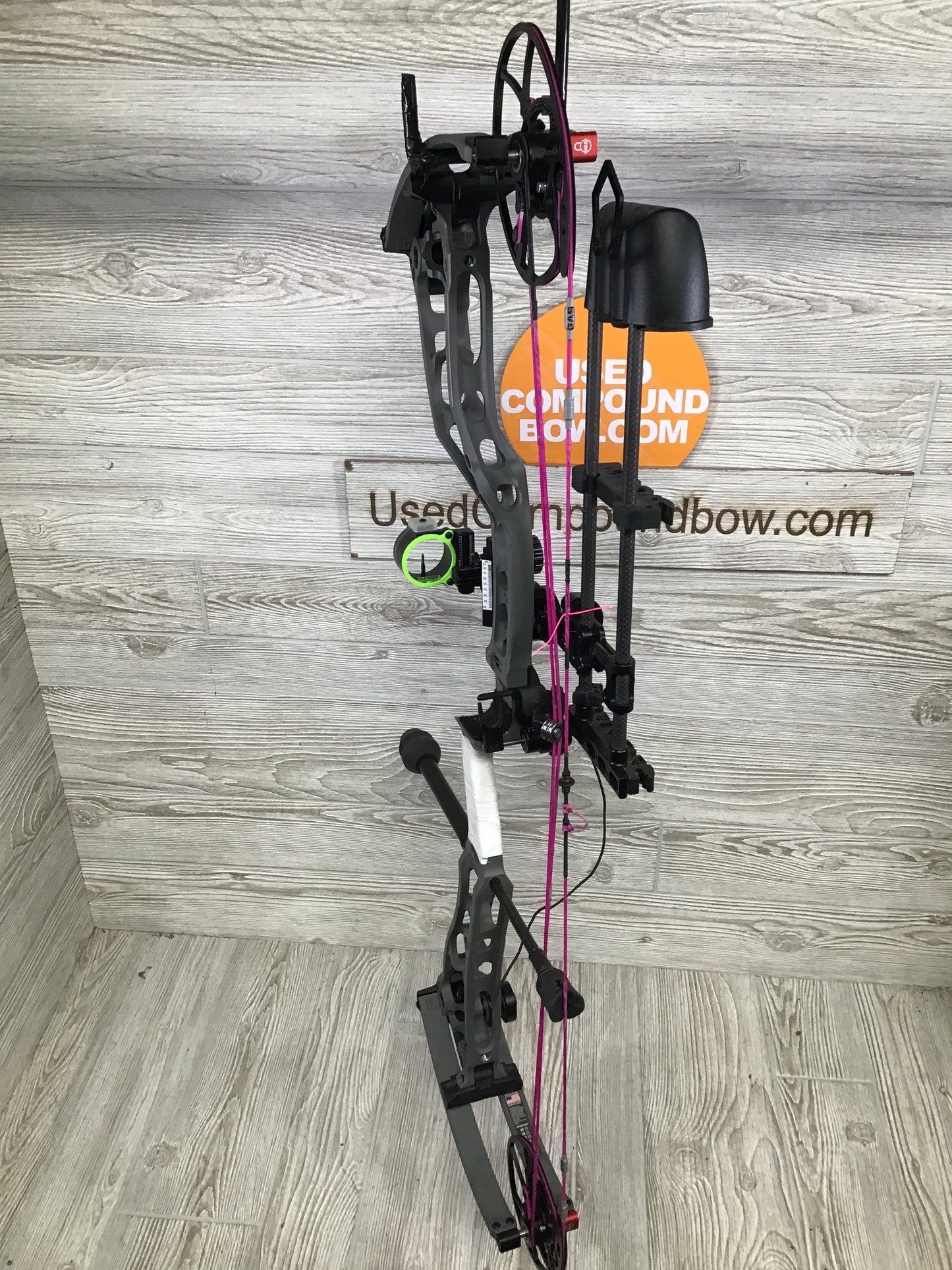 Used Bowtech SS34 Smoke RH Bowhunter Package