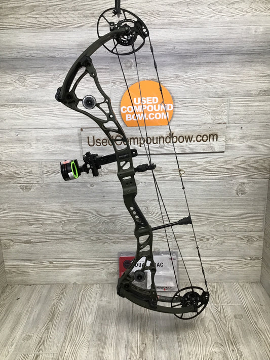 Bowtech Core SR 60-70lbs Right Hand OD Green with Centermass Black gold dual Track sight