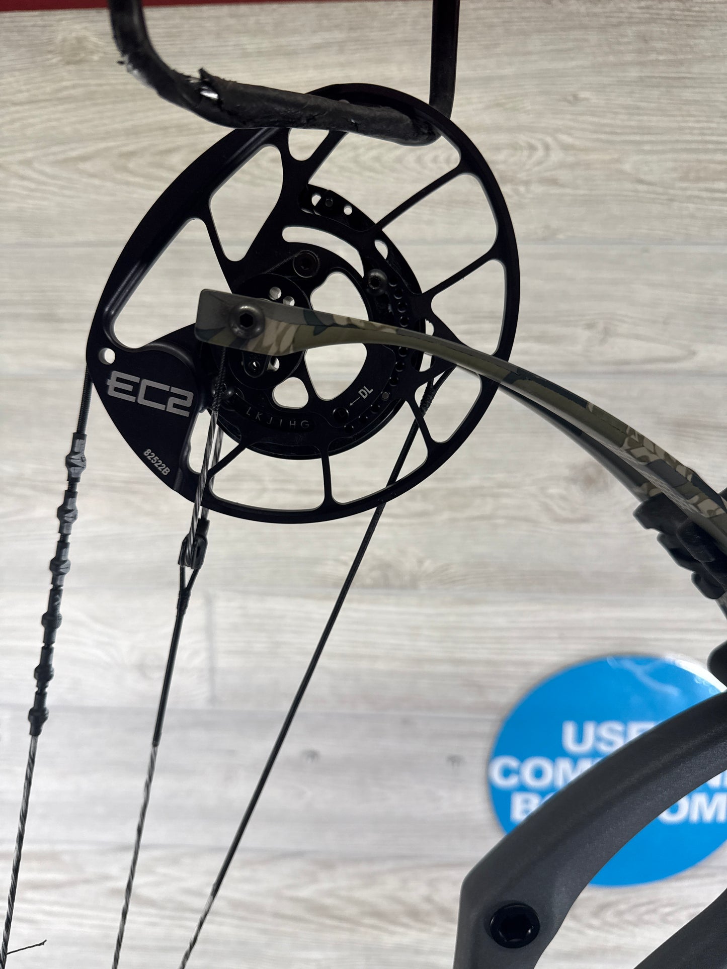 PSE Mach 35 left hand 60 lbs charcoal with kuiu limbs systm x strings