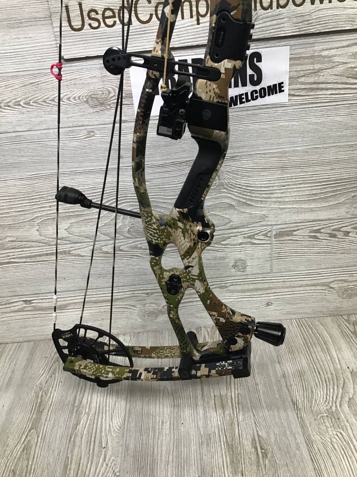 Hoyt RX-8 Ultra Subalpine RH 60-70lbs