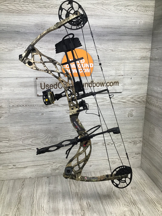 Bowtech Carbon Zion RH Camo Right Handed 60-70 25.5-30.5 package
