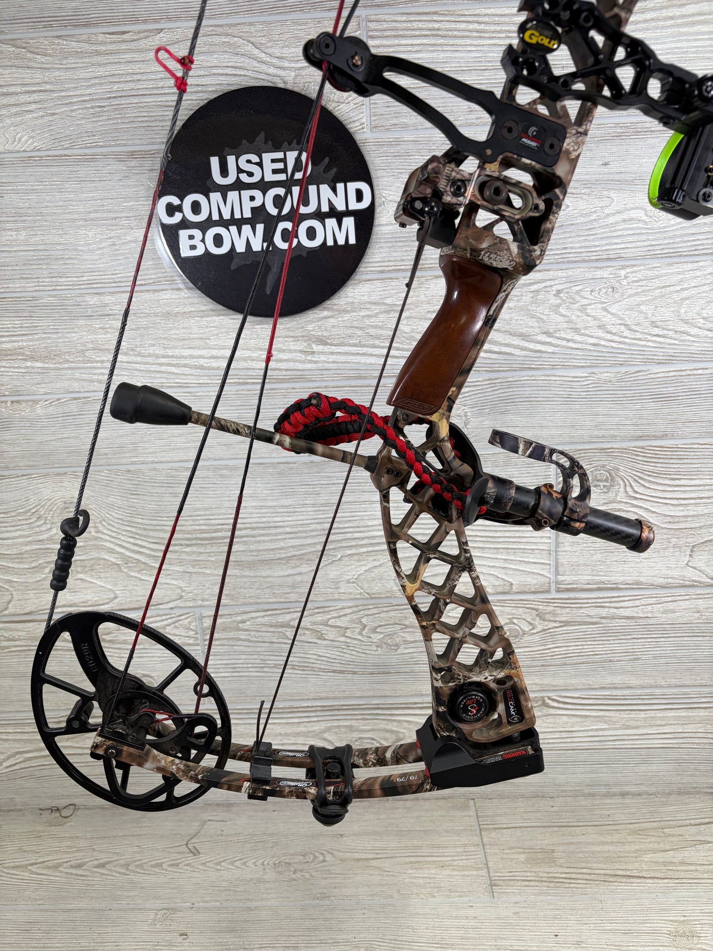 Used Mathews Creed 29" 60-70lb RH Bow Package