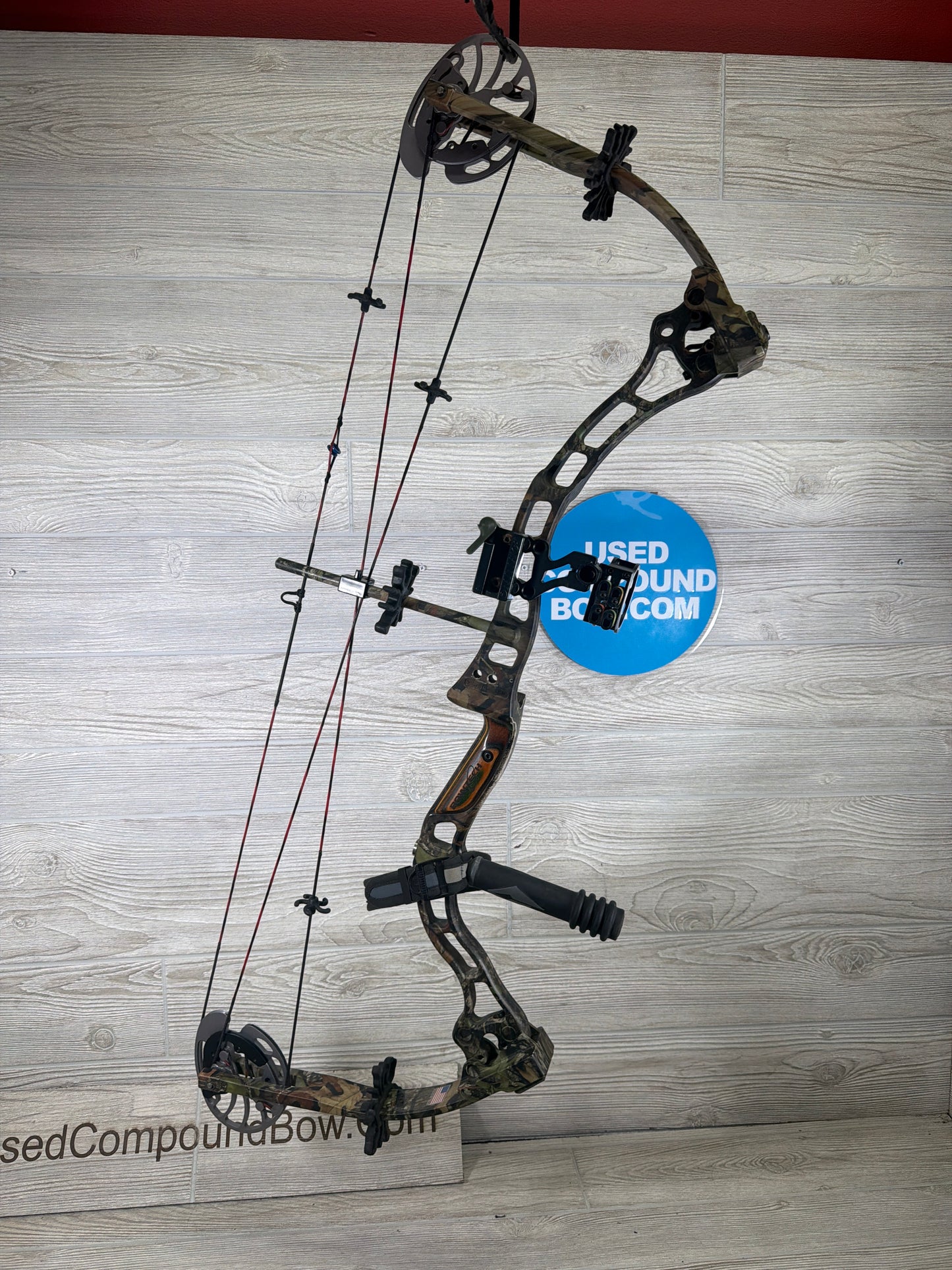 Used Bow tech Allegiance 60lb 28" Camo Bow Pkg