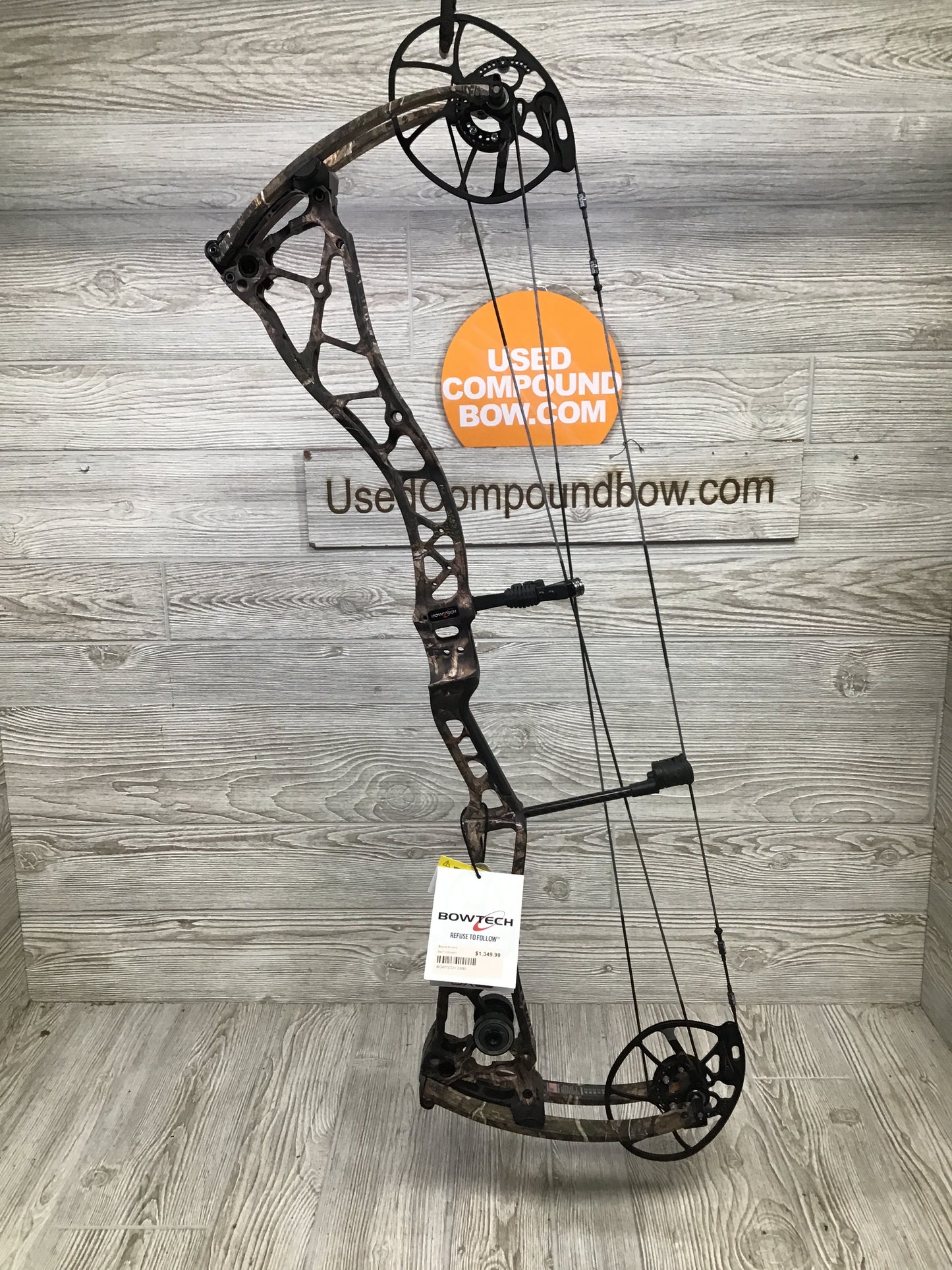 NEW Bowtech SX80 Mossy Oak Right Handed 29/80#