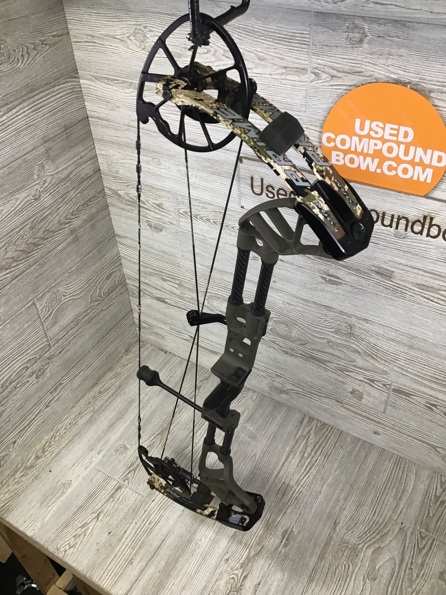 Prime Form 34 Left Hand 60-70# Morel Riser / Subalpine limb