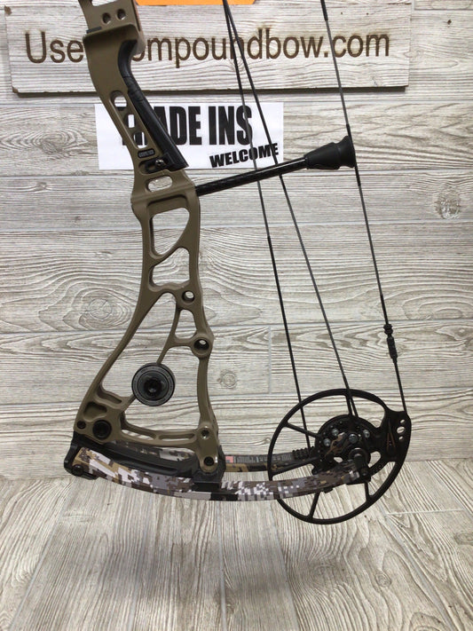Bowtech Core SS 60-70# Flat Dark Earth/ Elevated 2 limbs 60-70#