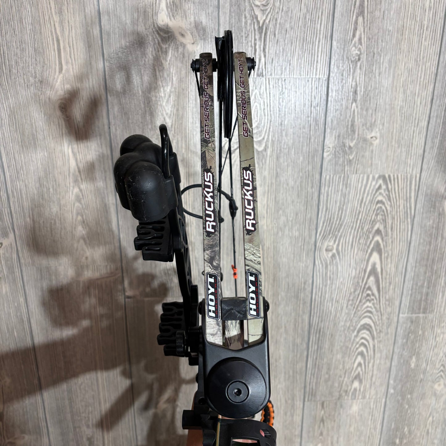 Used Hoyt Ruckus RH Camo Package