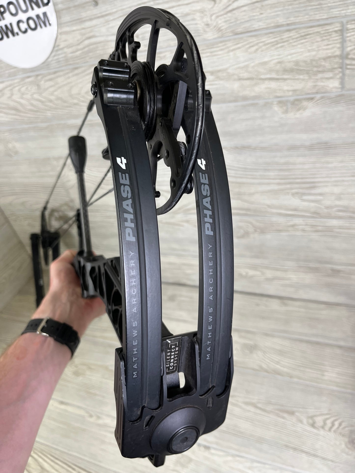 Mathews Phase 4 33 Black RH BOW ONLY