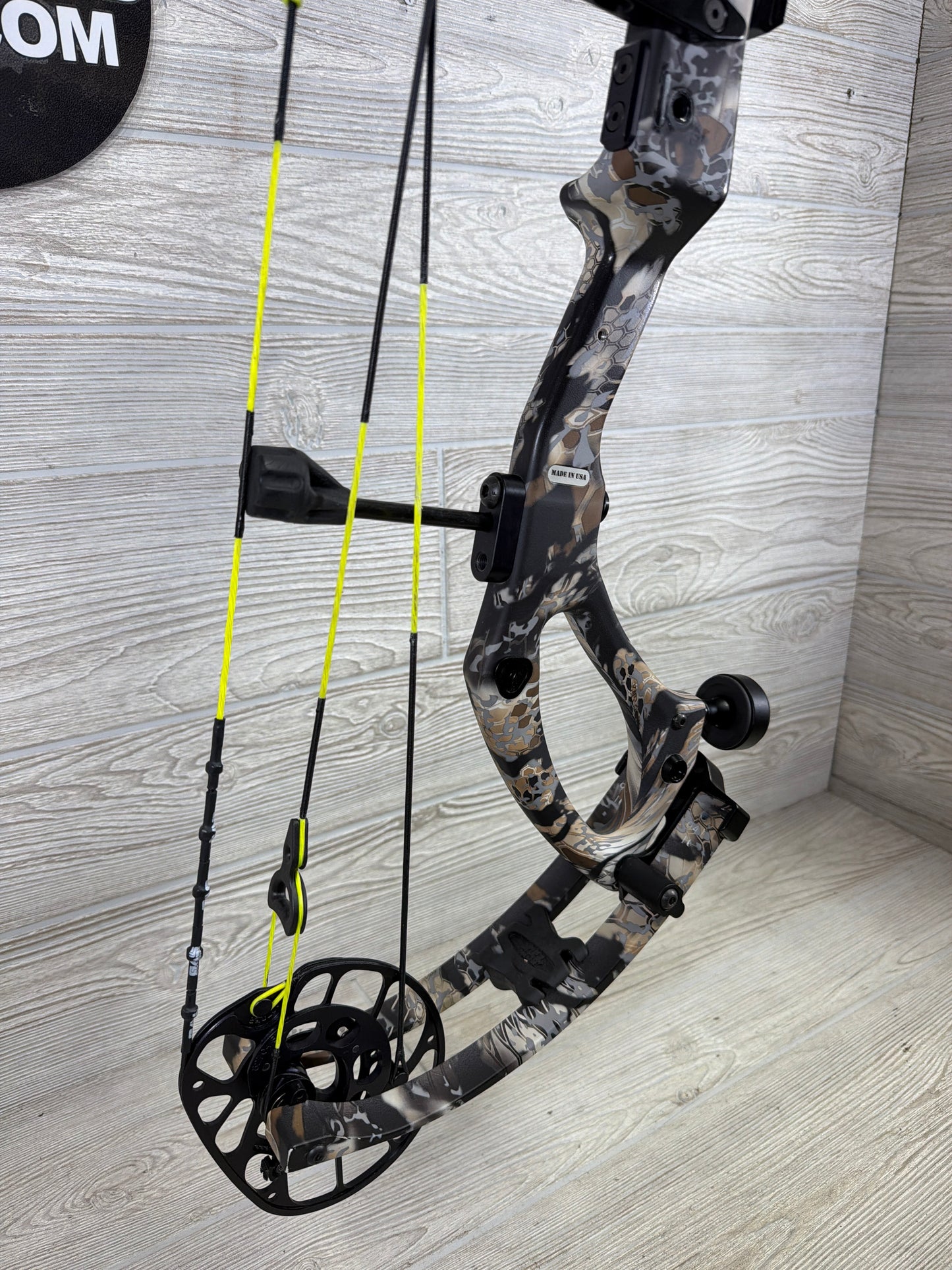 Used PSE Sicario FDS Kryptek Camo Right Handed with custom strings 80#