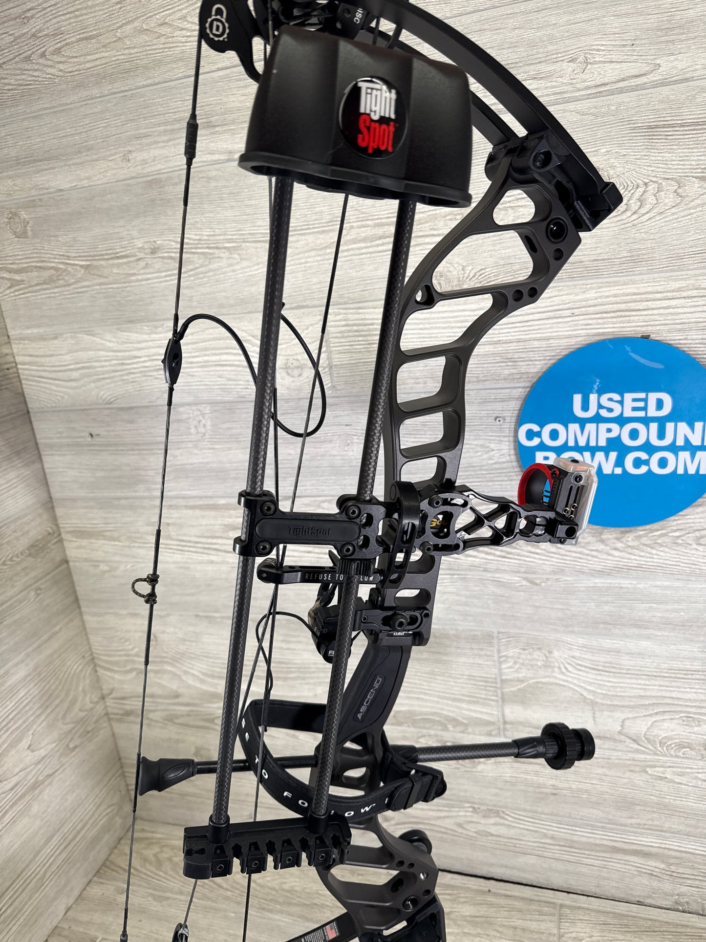 Used Bowtech Ascend RH stealth grey Package 60#