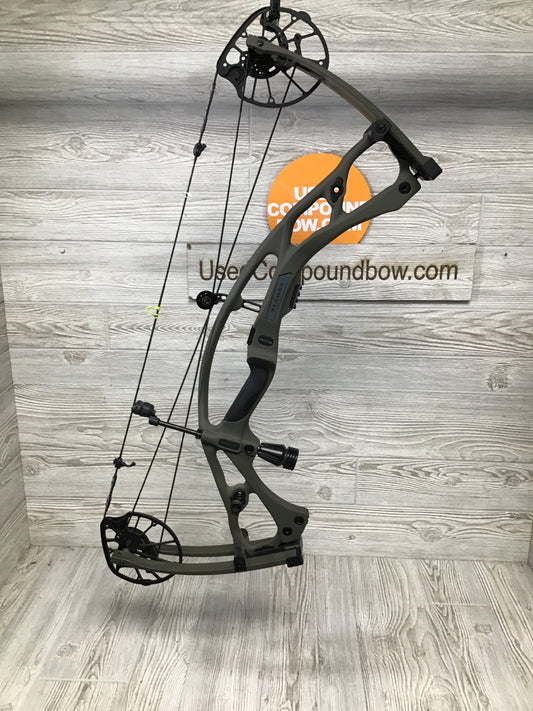 Hoyt RX-8 LH Wilderness 70lbs 25-30"