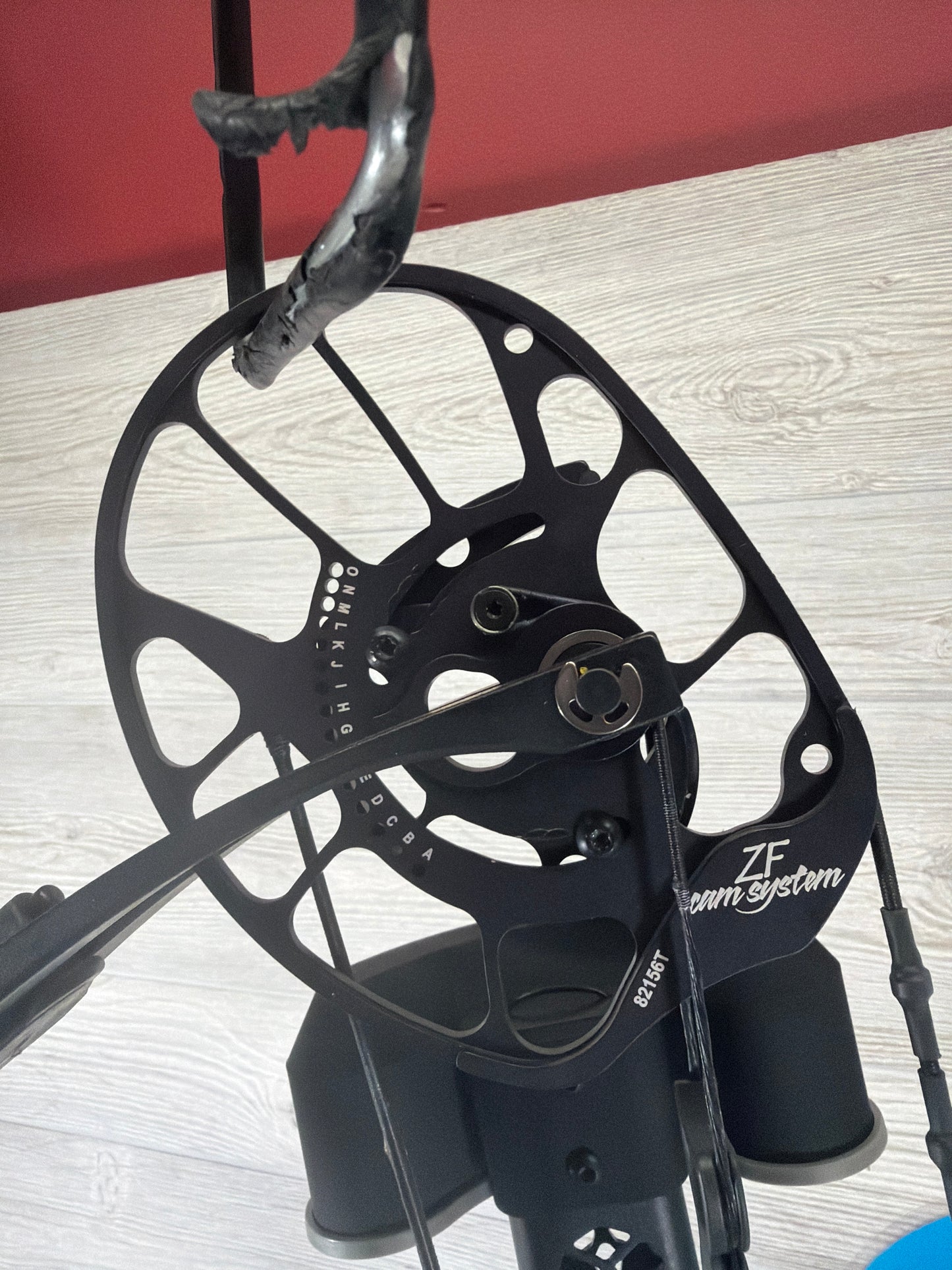 Used PSE Drive NXT 29.5" 70lb Black Right hand Bow Pkg