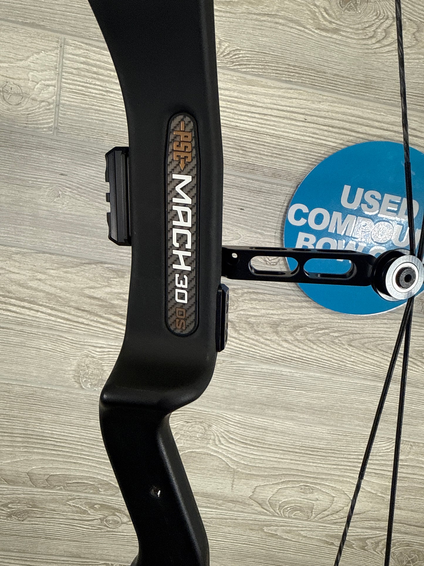 Used PSE Mach 30 FDS Black Right Handed Package gas systm x strings