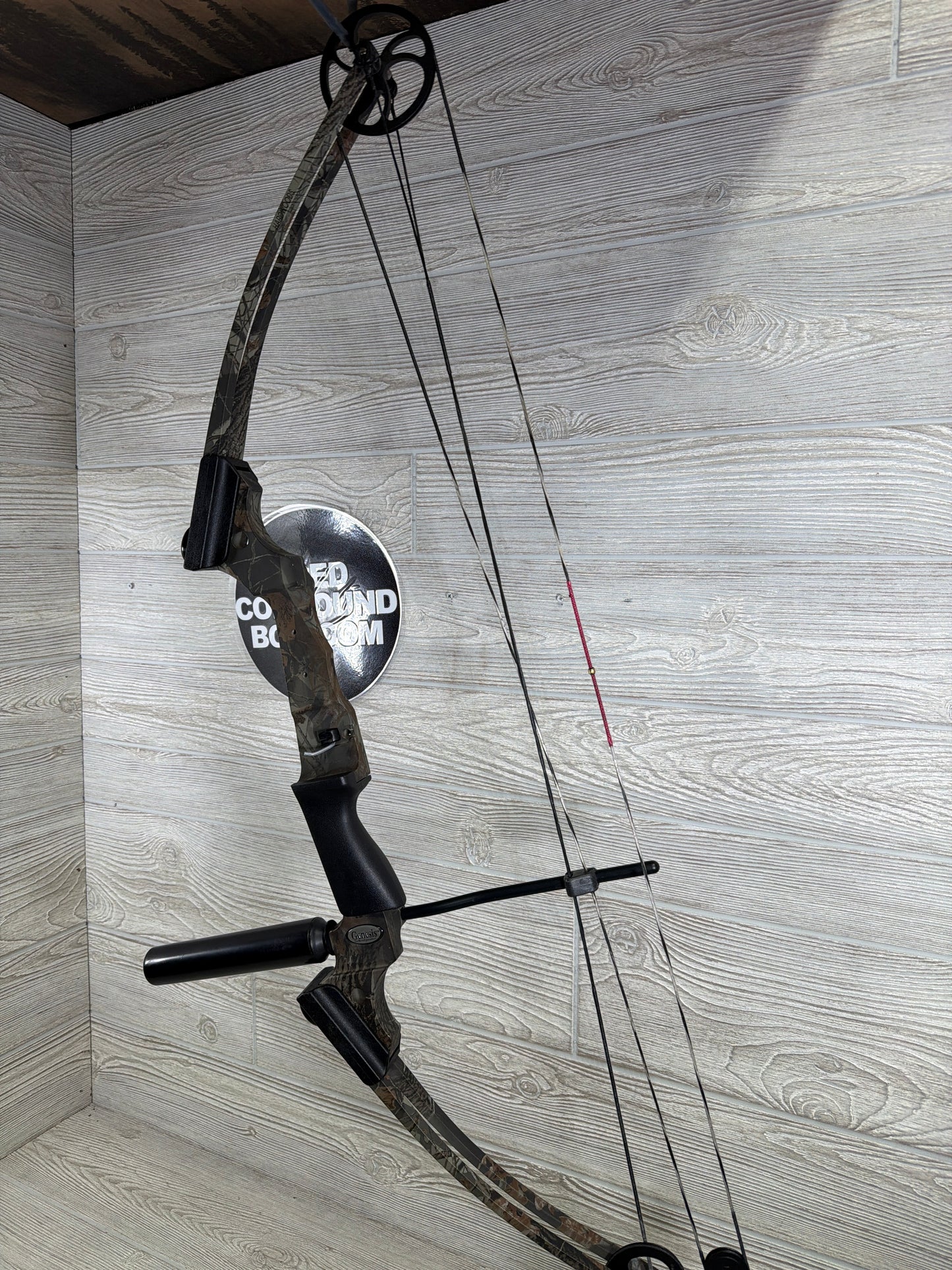 Genesis RH Camo W/ Stabilizer