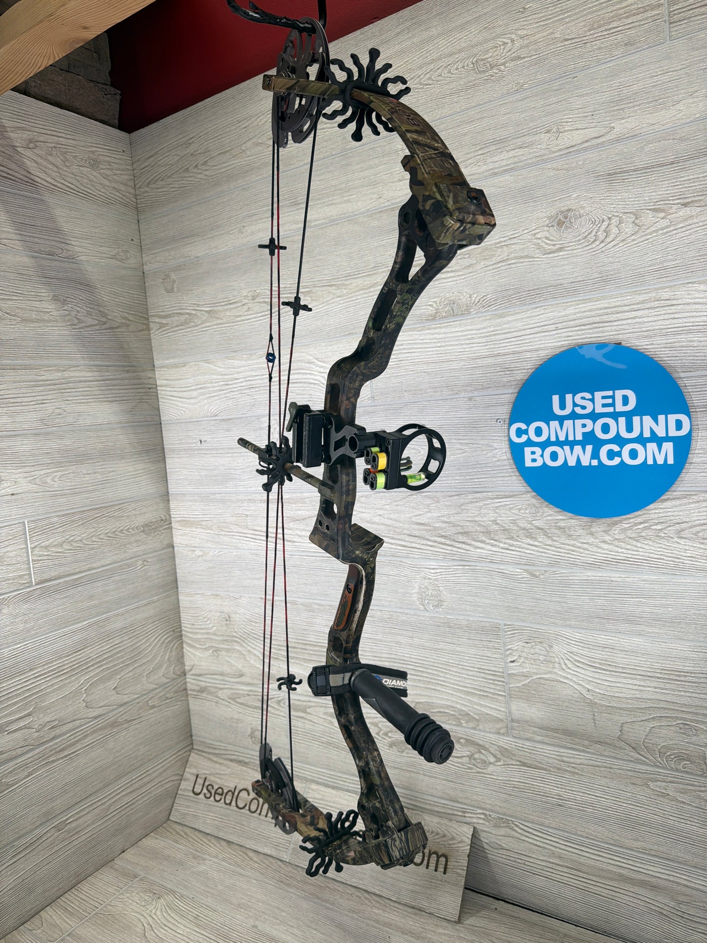 Used Bow tech Allegiance 60lb 28" Camo Bow Pkg