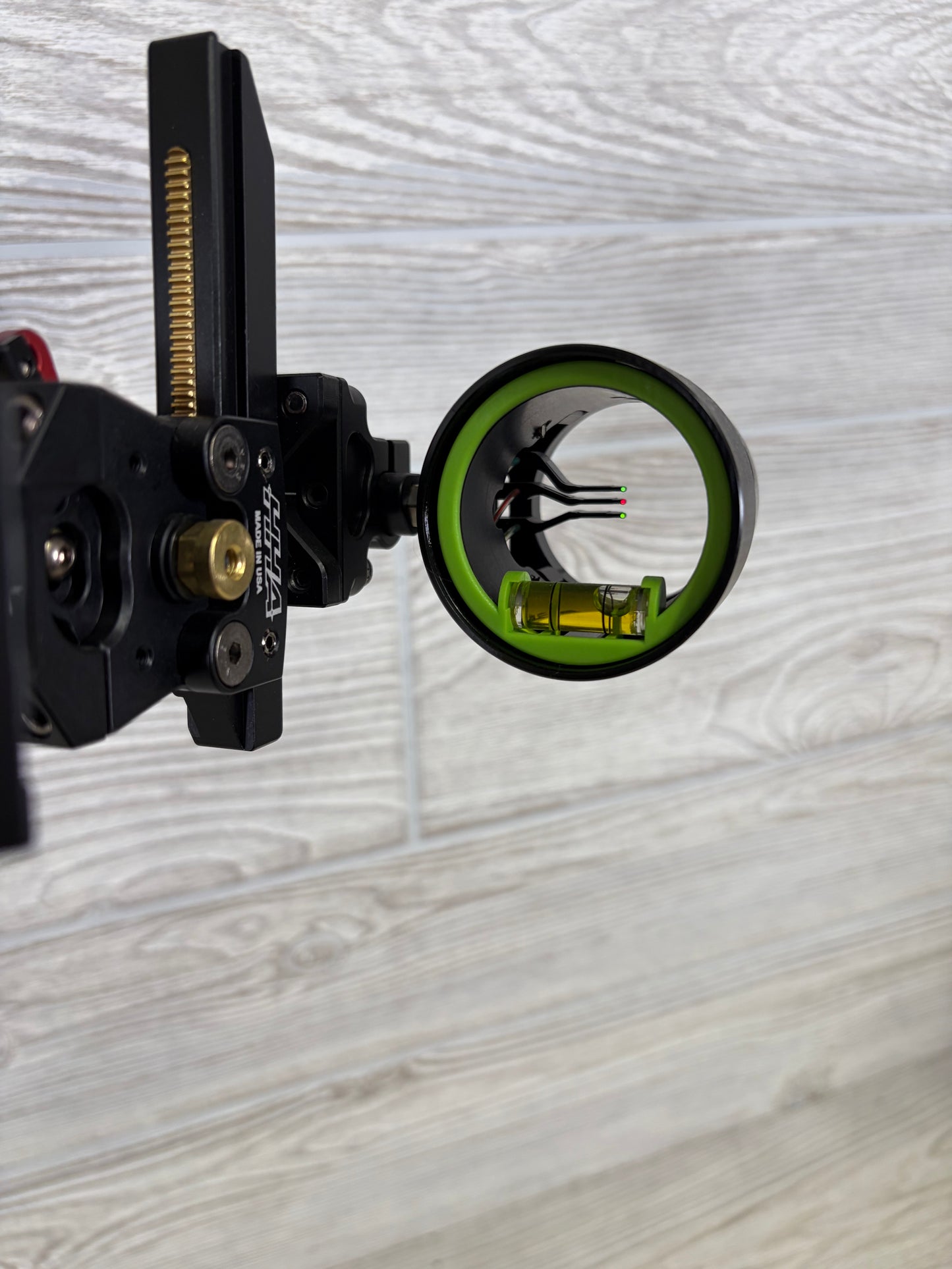 Hoyt RX-9 Left Handed 60-70# Bourbon with Accessories