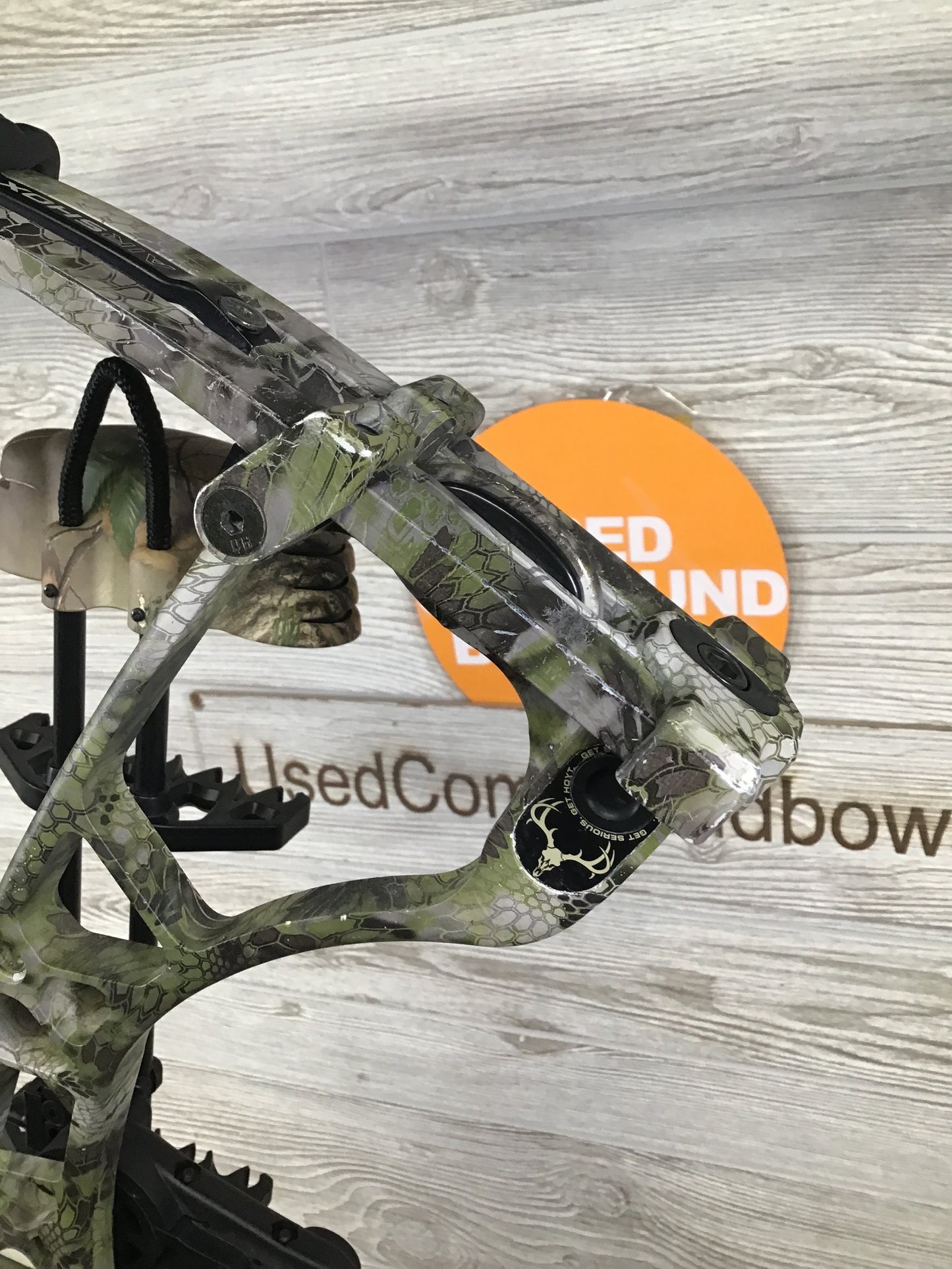 Used Hoyt Spyder 34 Left Handed 60-70# 31" Package