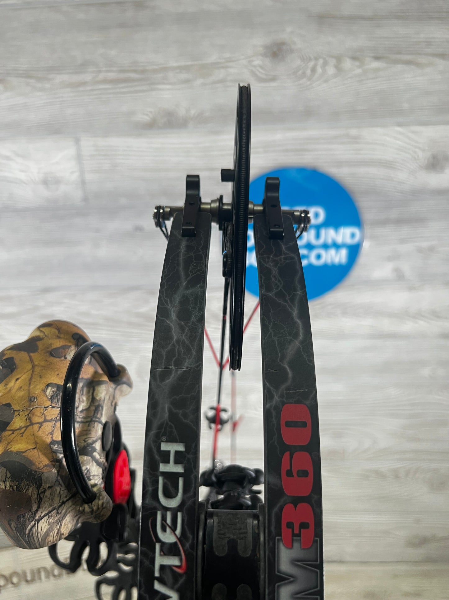 Used RH Bowtech RPM 360 Package 29 inch 70Lbs