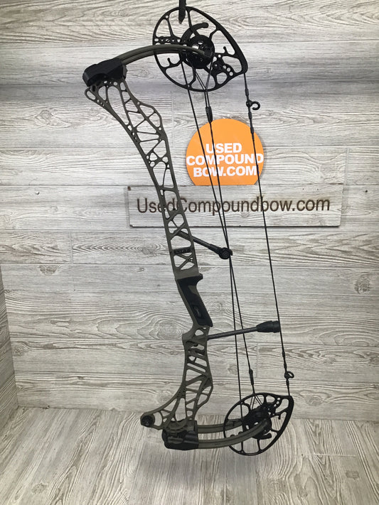 Used Mathews Lift X 29.5 Right Hand Ambush Green 26.5"/70#
