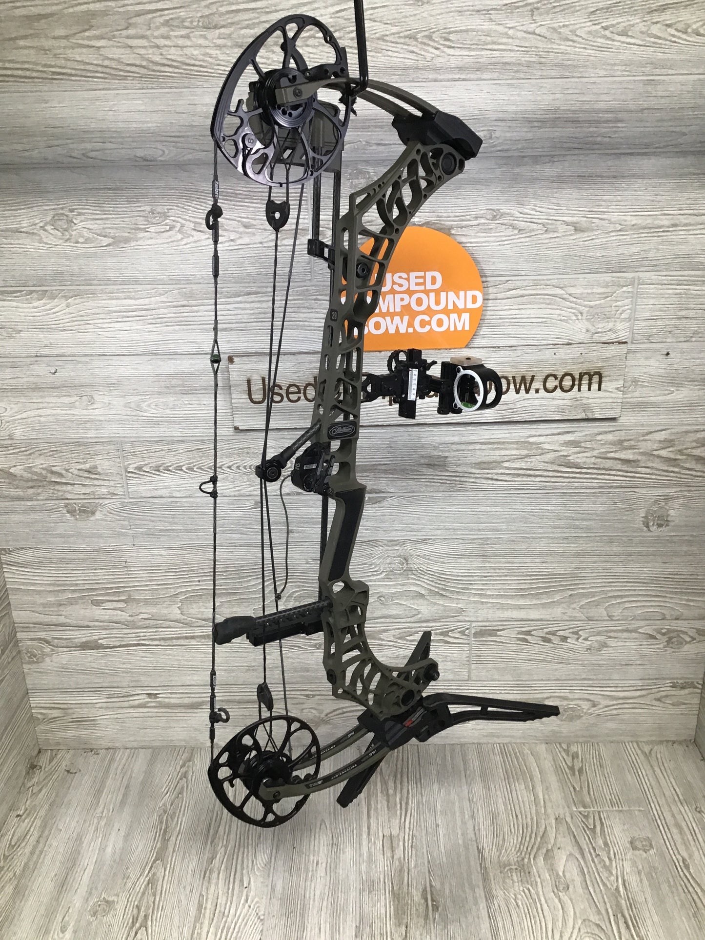 Used Mathews Image 27.5 47lbs LH Green Ambush Package
