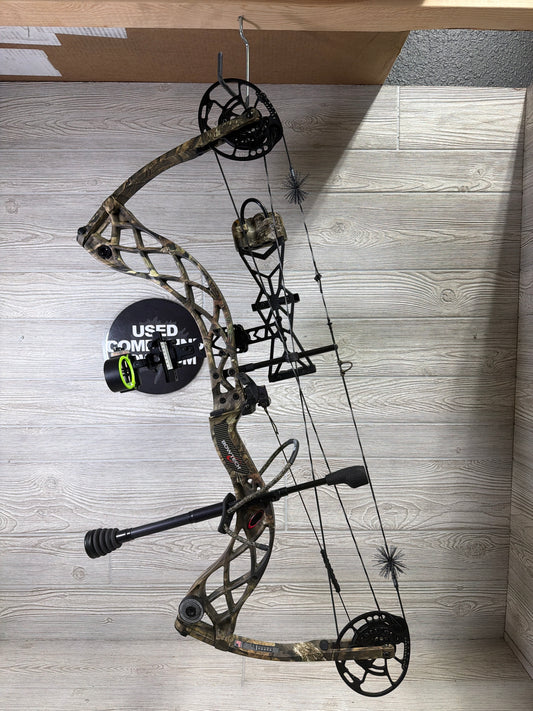 Bowtech Carbon Zion RH Camo Right Handed 60-70 25.5-30.5 PKG