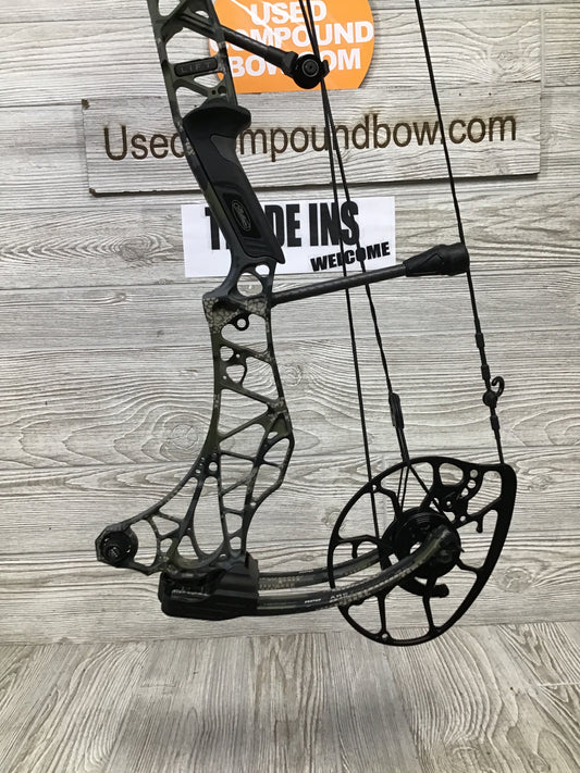Used Mathews Lift X 29.5 Right Hand Kuiu Verde 27.5"/70#